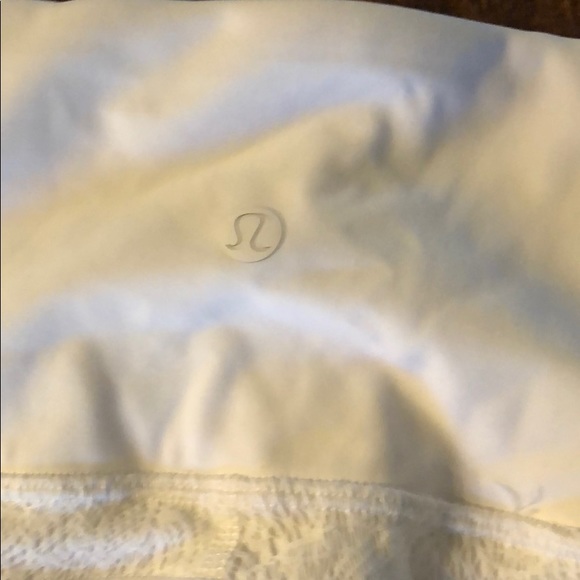 NWT lululemon Wunder Under Crops HR Lace White 10 - Picture 7 of 8